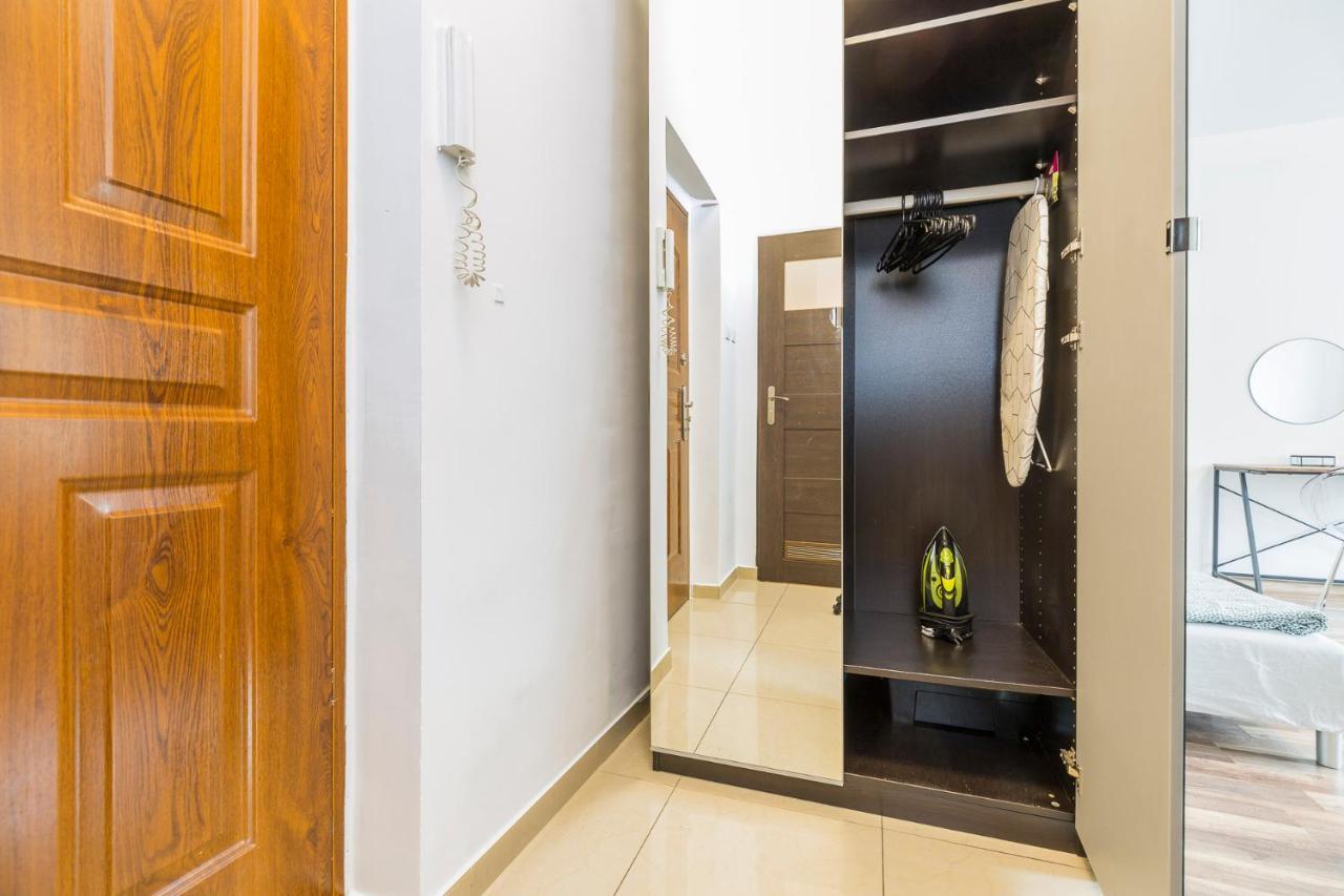 Art Legionow Wroclaw Apartment Exterior photo
